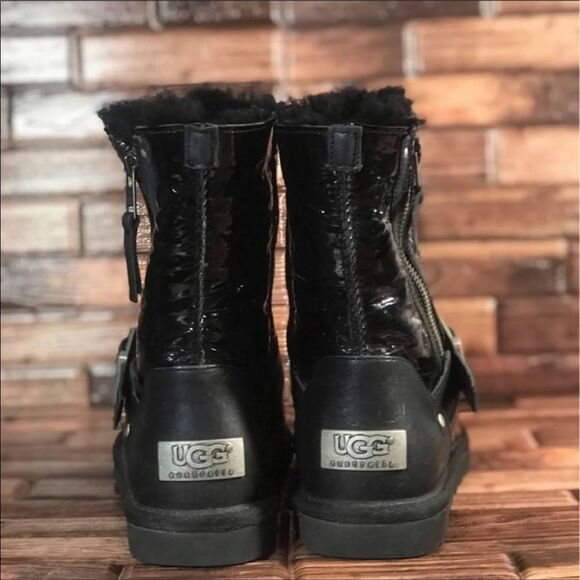 Ugg Australia Blaise short boot/slipper /shoe zip up sherpa sheepskin repaired - Picture 2 of 12